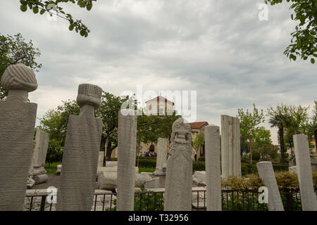 Trabzon/Mai 16.2015 Türkei: Schwarzes Meer in Trabzon, der eine wichtige Hafenstadt St. Sophia Kirche (Museum) und osmanischen Grabsteine Stockfoto