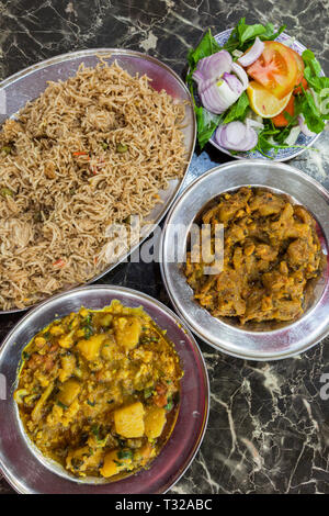 Abendessen im indischen Restaurant in Kuwait City. Kuwait City, Kuwait. Stockfoto