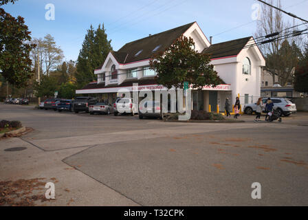 Fish & Chips Burger & Latte in Crescent Beach, Surrey, British Columbia Stockfoto