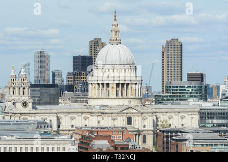 St Paul's Cathedral und die Skyline der Stadt London, London, Großbritannien Stockfoto