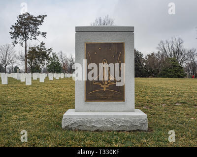 Washington DC, USA, 2. März 2019. Denkmal für die Besatzung des Space Shuttle Columbia am Arlington National Friedhof in Virginia Stockfoto