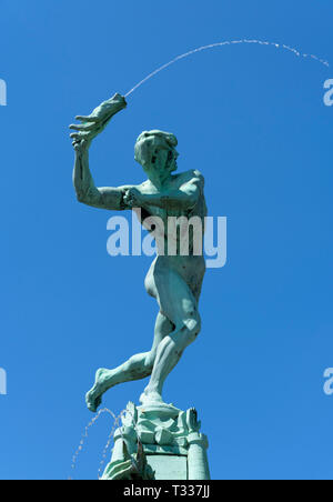 Antwerpen, Belgien - 14. Juli 2018 in der Nähe des Statue Brabo, die Würfe eine Hand auf den berühmten Markt von Antwerpen Stockfoto