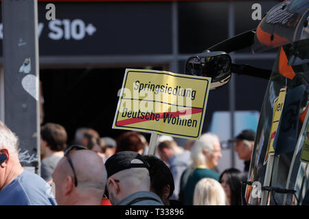 Berlin, Berlin, 6. April 2019, Kundgebung auf dem Alexanderplatz in Berlin gegen "nt-Wahnsinn und Repression". Stockfoto