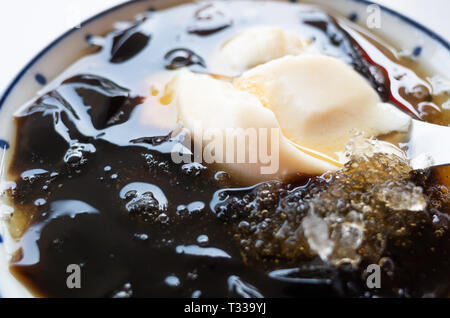 Köstliche berühmten Taiwan Snacks von Tofu Pudding Stockfoto