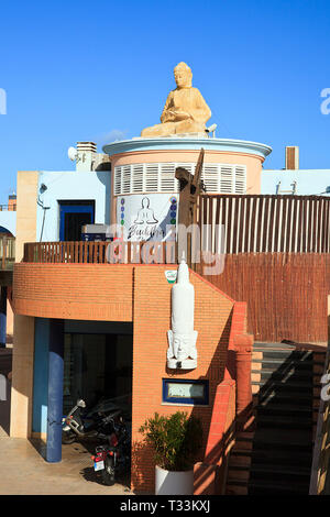 Restaurant Café Bar an der Marina Pier in Puerto de Denia an der Costa Blanca, Spanien Stockfoto