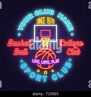 Basketball Club neon Design oder Emblem. Vector Illustration. Konzept für T-Shirt, Druck, Stempel oder T-Stück. Vintage Typografie Design mit Basketballkorb und Stock Vektor