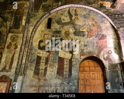 Viev auf der Vardzia Höhle Kloster und antike Stadt in Felsen, eine der Hauptattraktionen in Georgien, UNESCO Stockfoto