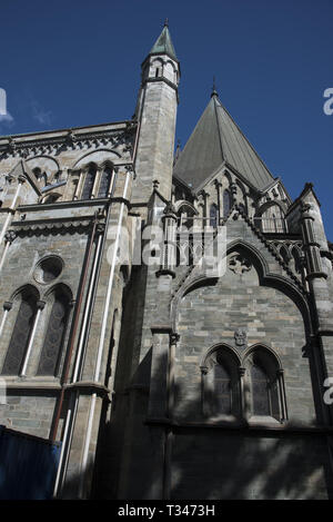 Nidarosdom In Trondheim wurde ab 1070 erbaut und ist heute eine der wichtigsten und eindrucksvollsten Kirchen in Norwegen. Stockfoto