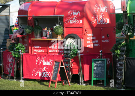 Mobile Gastronomie Bars, Randox Grand National Event in Liverpool, Großbritannien Stockfoto