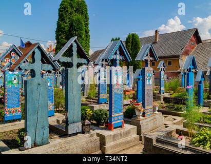 Sapanta, Rumänien - August 2nd, 2019: Die Fröhliche Friedhof von Sapnta, Rumänien Stockfoto