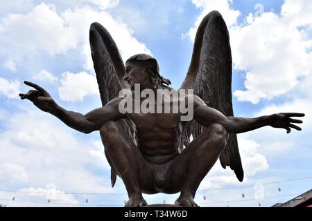 Ankara, Türkei. 6 Apr, 2019. Einen Überblick über die Rekonstruktion des "Skulptur Ausstellung von mexikanischen Bildhauer und Maler Jorge Marin. Credit: Altan Gochre/ZUMA Draht/Alamy leben Nachrichten Stockfoto