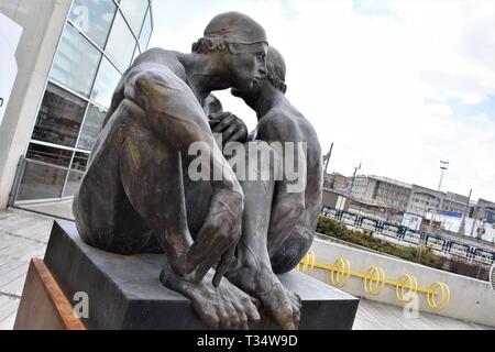 Ankara, Türkei. 6 Apr, 2019. Einen Überblick über die Rekonstruktion des "Skulptur Ausstellung von mexikanischen Bildhauer und Maler Jorge Marin. Credit: Altan Gochre/ZUMA Draht/Alamy leben Nachrichten Stockfoto