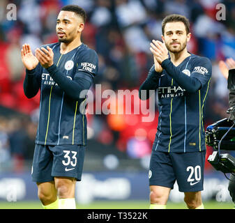 London, Vereinigtes Königreich. 06 Apr, 2019. L-R von Manchester City Gabriel Jesus und der Manchester City Bernardo Silva während der FA Emirates Cup Halbfinale zwischen Manchester City und Brighton & Hove Albion im Wembley Stadion, London, UK, 06. Apr 2019. Credit: Aktion Foto Sport/Alamy leben Nachrichten Stockfoto