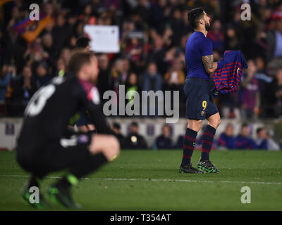 Barcelona, Spanien. 06 Apr, 2019. LaLiga 2018 / 2019 Datum 31. Barcelona-Atletico de Madrid. Luis Suarez vom FC Barcelona feiert sein Ziel (1-0) während des Spiels Barcelona-Atletico de Madrid Credit: Pro Schüsse/Alamy leben Nachrichten Stockfoto