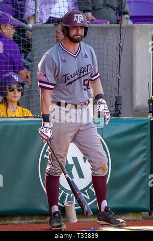 Louisiana, USA. 06 Apr, 2019. Texas A&M WIRD FRIZZELL (50) wartet auf Deck gegen LSU am Alex Kastenstadium. Credit: Jerome Hicks/ZUMA Draht/Alamy Live News Credit: ZUMA Press, Inc./Alamy leben Nachrichten Stockfoto