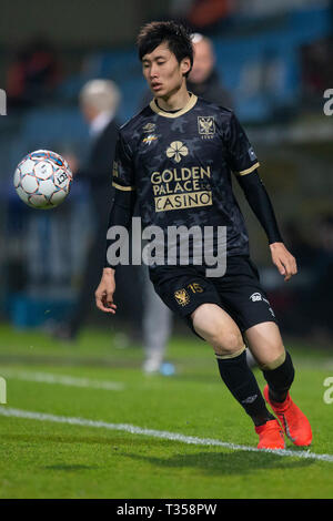 Westerlo, Belgien. 06 Apr, 2019. Daichi Kamada der STVV während der Jupiler Pro League Play-off 2 Gruppe A Match (Tag 3) zwischen Westerlo und STVV am April 6th, 2019 in Westerlo, Belgien. Credit: Pro Schüsse/Alamy leben Nachrichten Stockfoto