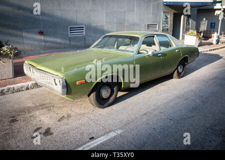 Vintage American Automobile für Dreharbeiten TV-Serie auf der Straße in Memphis, Tennessee, USA Stockfoto