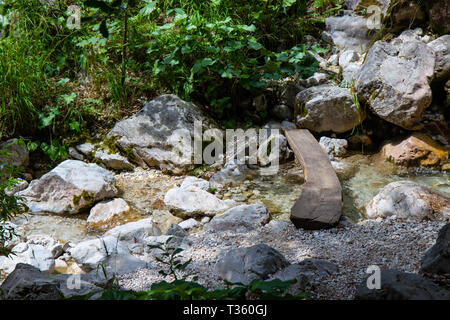 Rinka Falls ist ein Wasserfall im Logar-tal, nördlichen Slowenien Stockfoto