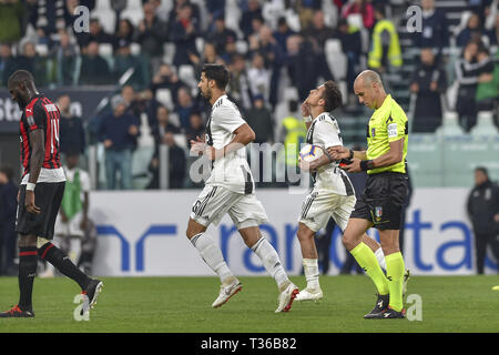 Paulo Dybala von Juventus Turin FC feiert nach zählen während der Serie A-Spiel bei der Allianz Stadion, Turin Stockfoto