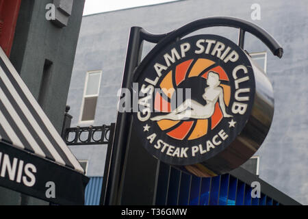 San Diego, CA/USA - Juli 10, 2018: ein Restaurant Zeichen für das Gaslamp Strip Club in der Innenstadt von San Diego Stockfoto