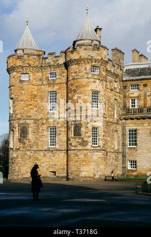 Edinburgh (Schottland) - in der Royal Mile, der Palast von Holyroodhouse platziert ist die offizielle Residenz der Monarchie in Schottland Stockfoto