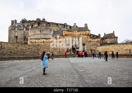 EDINBURGH, Schottland - Februar 9, 2019 - Edinburgh Castle ist ein weltweit berühmten Symbol von Schottland und ein Teil der alten Stadt Edinburgh Weltkulturerbe Stockfoto