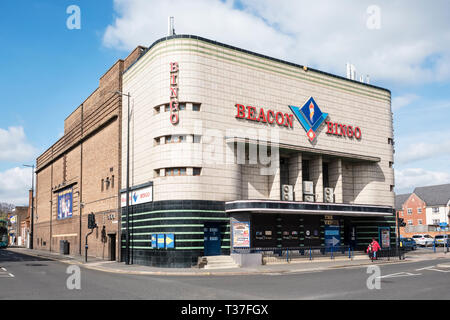 Loughborough, Leicestershire, UK. Seit 1970 die Beacon Bingo Hall hat die alte Odeon Theater, eine Art déco-Kino das 1936 erbaute belegt Stockfoto