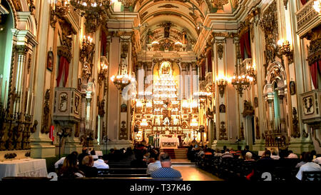 RIO DE JANEIRO, BRASILIEN - 25, Mai, 2016: Innenansicht der Kirche St. Joseph in Rio Stockfoto