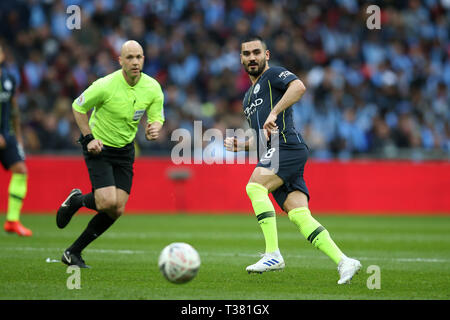 London, Großbritannien. 06 Apr, 2019. Ilkay Gundogan von Manchester City in Aktion. Die Emirate FA Cup, Halbfinale, Manchester City v Brighton & Hove Albion im Wembley Stadion in London am Samstag, den 6. April 2019. Dieses Bild dürfen nur für redaktionelle Zwecke verwendet werden. Nur die redaktionelle Nutzung, eine Lizenz für die gewerbliche Nutzung erforderlich. Keine Verwendung in Wetten, Spiele oder einer einzelnen Verein/Liga/player Publikationen. Credit: Andrew Orchard sport Fotografie/Alamy leben Nachrichten Stockfoto