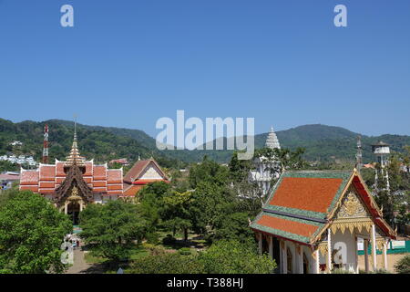 Phuket, Thailand. 28 Feb, 2019. Blick auf das Anwesen und die verschiedenen Tempel von Wat Chalong. Wat Chalong ist die größte und bekannteste der 29 buddhistische Tempel (Wat) auf der Insel Phuket. Quelle: Alexandra Schuler/dpa/Alamy leben Nachrichten Stockfoto