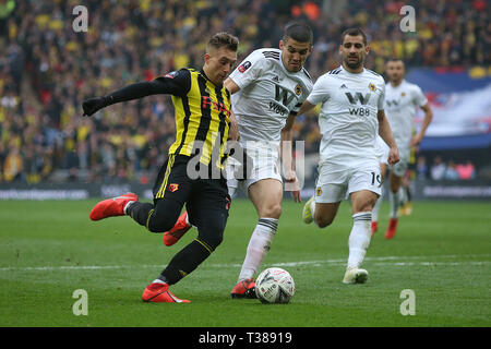 London, Großbritannien. 07 Apr, 2019. Gerard Deulofeu von Watford zählt seine Seiten 3. Ziel während der FA Cup Semi Final Match zwischen Watford und Wolverhampton Wanderers im Wembley Stadium am 7. April 2019 in London, England. Nur die redaktionelle Nutzung, eine Lizenz für die gewerbliche Nutzung erforderlich. Keine Verwendung in Wetten, Spiele oder einer einzelnen Verein/Liga/player Veröffentlichung. (Foto von Paul Chesterton/phcimages.com)Editorial verwenden Sie nur, eine Lizenz für die gewerbliche Nutzung erforderlich. Keine Verwendung in Wetten, Spiele oder einer einzelnen Verein/Liga/player Veröffentlichung. Nur die redaktionelle Nutzung, eine Lizenz für die gewerbliche Nutzung erforderlich. Keine Verwendung in Wetten, Spielen oder Singen Stockfoto