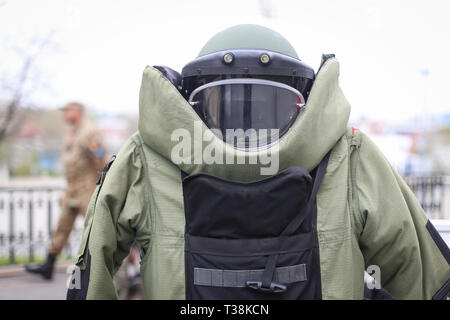 Details eines EOD (Explosive Ordnance Disposal) militärischen Schutz Kostüm Stockfoto