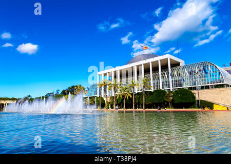 Palau de la Música de València und Brunnen, Valencia, Spanien Stockfoto