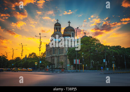 Die Kathedrale der Mariä Himmelfahrt in Varna, Bulgarien Stockfoto