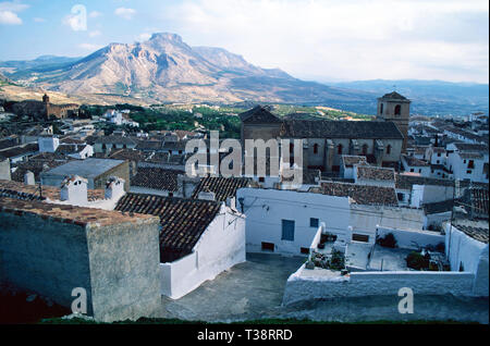 Weißes Dorf Velez Blanco, Iglesia de Santiago Apostol, Spanien Stockfoto