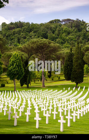 Der amerikanische Friedhof von Florenz in Italien zu Ehren der Amerikaner gefallen in der Befreiung Italiens im Jahr 1944 während des Zweiten Weltkriegs. Stockfoto