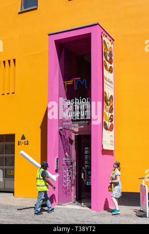 Eingang zur Mode und Textil Museum, Bermondsey Street, Bermondsey, Royal Borough von Southwark, Greater London, England, Vereinigtes Königreich Stockfoto