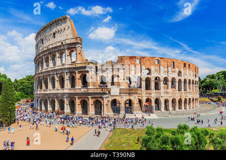 Rom, Italien. Kolosseum Das Kolosseum oder an einem sonnigen Tag. Stockfoto