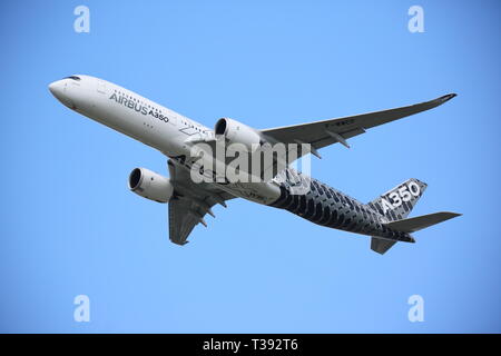 Airbus A350 XWB Auf der Farnborough International Air Show 2016, UK gezeigt Stockfoto