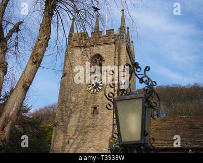 Der Turm von St. Christopher's Kirche in Pott Shrigley, Cheshire, Großbritannien Stockfoto