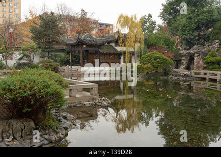 Portland, Oregon - 2018-11-21-Lan Su Chinese Garden Stockfoto