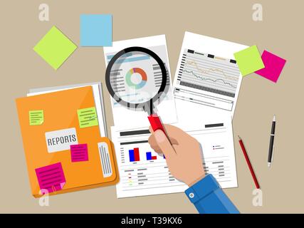 Hand mit Lupe, Analyse der finanziellen Bericht. Finanzaudit Konzept. Wirtschaftsprüfung Steuern. Vector Illustration in flacher Bauweise Stock Vektor