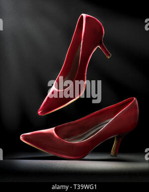 Paar rote high-heel Schuhe 'Dancing'. Stockfoto