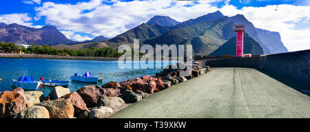 Beeindruckende Vulkanlandschaft in La Aldea de San Nicolas Village, Gran Canaria, Spanien Stockfoto