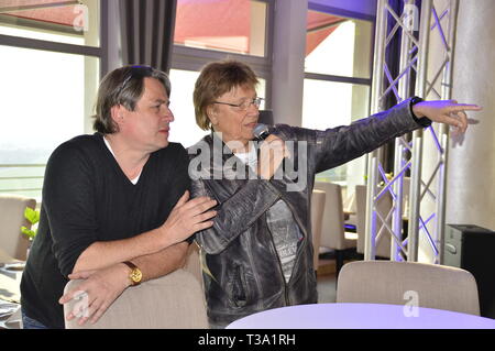 Andreas Holm bei der Aufzeichnung der Balkongespräche MyTVplus Talkshow ''im Luisenhof. Dresden, 03.04.2019 Stockfoto