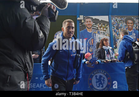 London, Großbritannien. 8. Apr 2019. Eden Hazard von Chelsea vor dem Premier League Spiel zwischen Chelsea und West Ham United an der Stamford Bridge am 8. April 2019 in London, England gesehen. (Foto von Zed Jameson/phcimages.com) Credit: PHC Images/Alamy leben Nachrichten Stockfoto