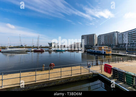 Titanic Hotel Cocktailbar und ehemaligen Zeichnung Amt der White Star Line, Belfast, Nordirland Stockfoto