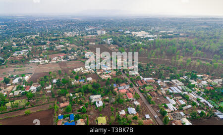 Moshi urabn Bereichen mit lokalen Siedlung Stockfoto