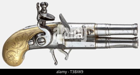 Ein Flintlock drehen - barrel Tasche Pistole, Devillers in Lüttich, 1805. Zweistufige Fässer, achteckigen Steißlage Abschnitt dann rund mit Ösen und mit glatten Bohrungen, in 7-mm-Kaliber. Frizzens an den Seiten und ein Fass trägt die Unterschrift "evillers'. Bügeleisen Empfänger mit seitlich montierten musketen. Schließzylinders Hebel vor dem abzugsbügel. Gravierte messing Griff mit kleinen Reste von vergoldung. Länge 13,5 cm. historischen, historische, 19. Jahrhundert, der Pistole, zivile Faustfeuerwaffen, Handheld, Waffe, Waffen, Schusswaffen, Feuer arm, Schusswaffen, Waffen, Waffen, Waffen, w, Additional-Rights - Clearance-Info - Not-Available Stockfoto