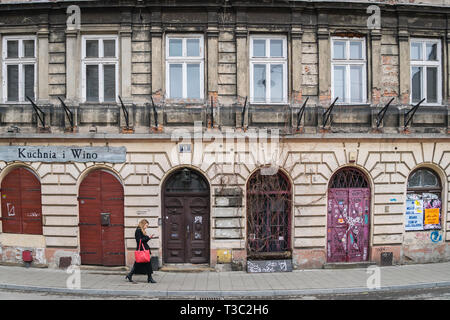 Krakau, Polen - 22. März 2019 - Ein altes Gebäude im historischen jüdischen Viertel Stockfoto